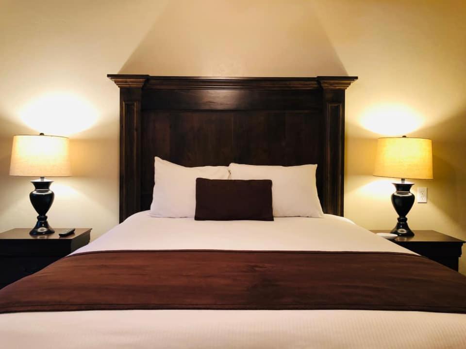 Cb&M Executive Suites Roosevelt Экстерьер фото